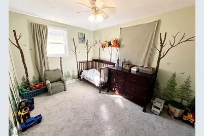 560 Baldwin Avenue, Elyria, OH 44035 - Photo 17