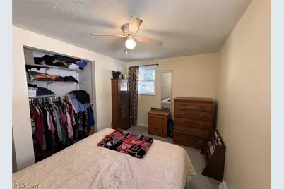 560 Baldwin Avenue, Elyria, OH 44035 - Photo 13