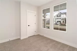 3639 Great Windsor Ln, Green, OH 44685 - Photo 15