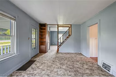 5241 Crestlawn Drive SE, East Canton, OH 44730 - Photo 9