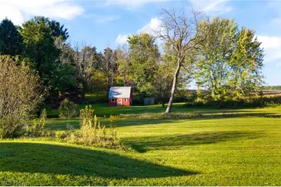 5241 Crestlawn Drive SE, East Canton, OH 44730 - Photo 5