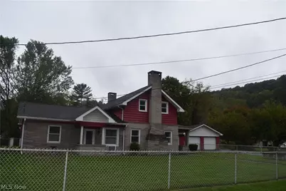 52135 Home Street, St Clairsville, OH 43950 - Photo 1