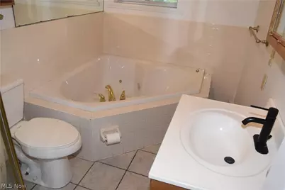 52135 Home Street, St Clairsville, OH 43950 - Photo 7