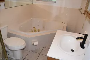 52135 Home St, St Clairsville, OH 43950 - Photo 7