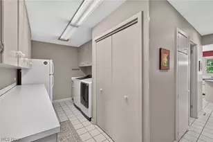 4745 Tanglewood Cir NE, Canton, OH 44714 - Photo 23