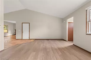 37888 N Doovys St, Avon, OH 44011 - Photo 9