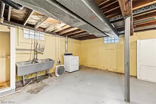 424 Tompkins Ave, Akron, OH 44305 - Photo 25