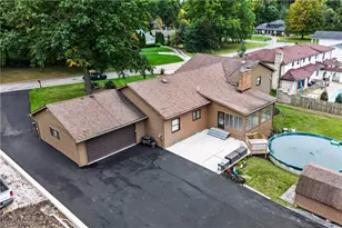 4160 Fairway Dr, Canfield, OH 44406 - Photo 39