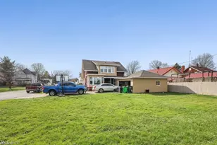 2144 Ridgewood Ave, Alliance, OH 44601 - Photo 3