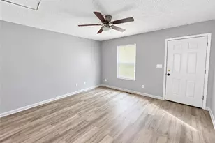 642 E Buchtel Ave, Akron, OH 44304 - Photo 7