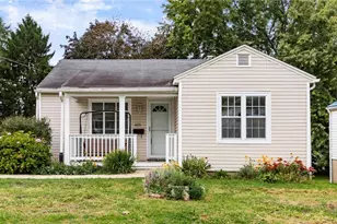 409 Smithfield Ave, Zanesville, OH 43701 - Photo 1