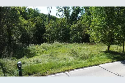 6579 Hathaway Road, Valleyview, OH 44125 - Photo 15