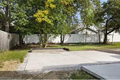 617 Moreley Avenue, Akron, OH 44320 - Photo 29