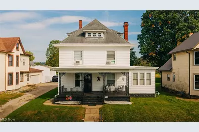 424 S 4th Street, Coshocton, OH 43812 - Photo 1