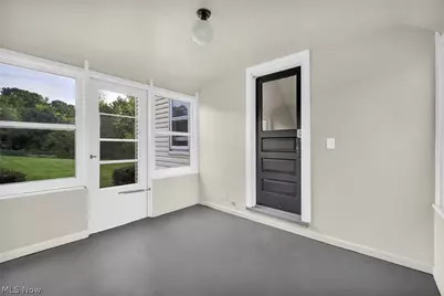 824 E Waterloo Road, Akron, OH 44306 - Photo 27