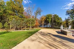 2235 S Mahoning Rd, Lake Milton, OH 44429 - Photo 19