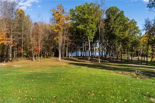 2235 S Mahoning Rd, Lake Milton, OH 44429 - Photo 11