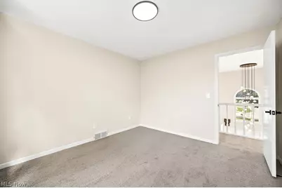 1072 Valley Creek Drive, Eastlake, OH 44095 - Photo 23