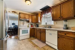 1734 Oberlin Ct NW, Canton, OH 44703 - Photo 15