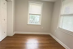19625 Chagrin Blvd, Huber Heights, OH 44122 - Photo 9