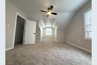 19625 Chagrin Boulevard, Huber Heights, OH 44122 - Photo 23