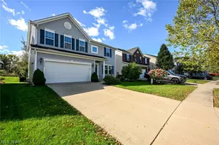 10359 Fox Hollow Cir, Twinsburg, OH 44087 - Photo 3
