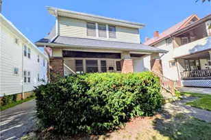 2048 Richland Ave, Oakwood, OH 44107 - Photo 3