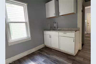 63 Rosalind Court, Akron, OH 44304 - Photo 9