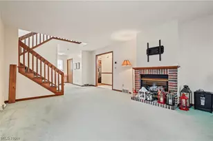 1910 Lillian Rd, Stow, OH 44224 - Photo 7