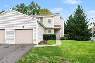 1910 Lillian Rd, Stow, OH 44224 - Photo 1