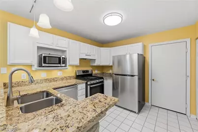 75 Dover Place Lane, Northfield Center, OH 44067 - Photo 11