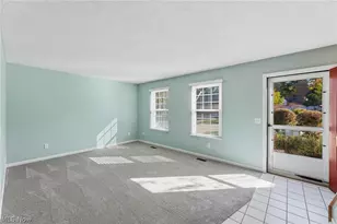 75 Dover Pl Ln, Northfield Center, OH 44067 - Photo 5