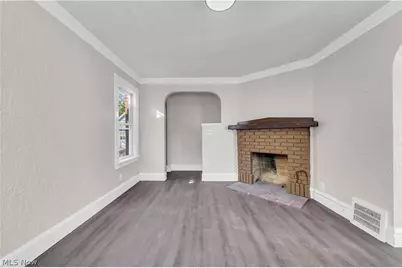 13510 Wainstead Avenue, Loveland, OH 44111 - Photo 5