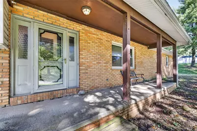 11021 William Penn Avenue NE, Hartville, OH 44632 - Photo 3
