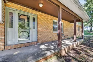 11021 William Penn Ave NE, Hartville, OH 44632 - Photo 3