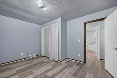11021 William Penn Avenue NE, Hartville, OH 44632 - Photo 21