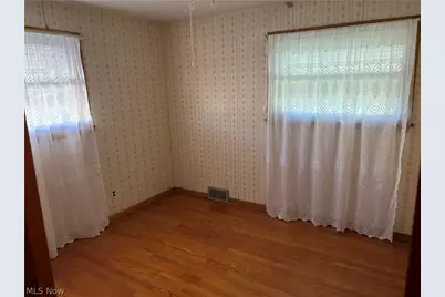 347 Porter Avenue, Campbell, OH 44405 - Photo 31