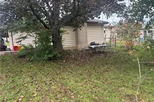 347 Porter Ave, Campbell, OH 44405 - Photo 27