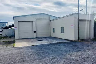 4958 Yukon St, Canton, OH 44708 - Photo 1