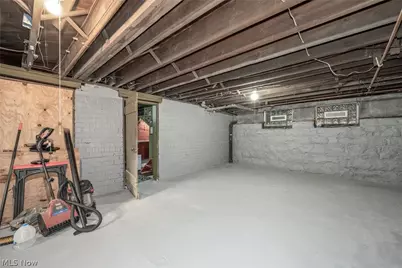 36 4th Street SE, Massillon, OH 44646 - Photo 29