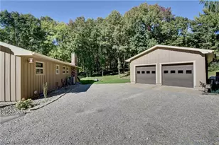 4174 Gibbs Ln, Dover, OH 44622 - Photo 5