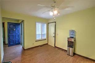 1418 Easthill Square NE, Canton, OH 44714 - Photo 17