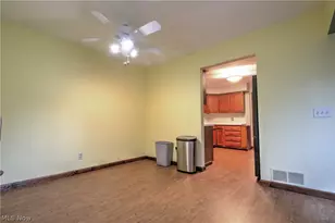 1418 Easthill Square NE, Canton, OH 44714 - Photo 19