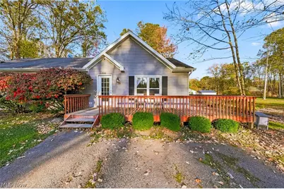 605 Oriole, Roaming Shores, OH 44084 - Photo 3