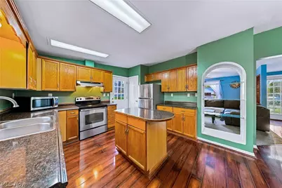 605 Oriole, Roaming Shores, OH 44084 - Photo 15