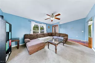605 Oriole, Roaming Shores, OH 44084 - Photo 7