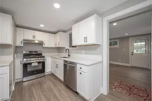 1828 Glenwood Dr, Twinsburg, OH 44087 - Photo 5