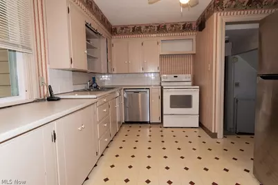 759 Golfview Avenue, Youngstown, OH 44512 - Photo 9