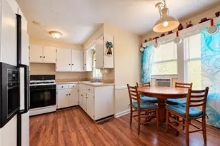615 Lambert St, Belpre, OH 45714 - Photo 5