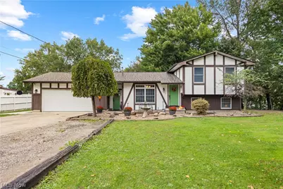 749 Glantz Drive, Lorain, OH 44055 - Photo 3